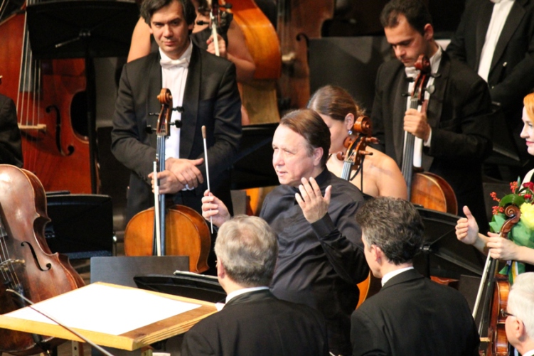 Михаил Плетнев и его оркестр